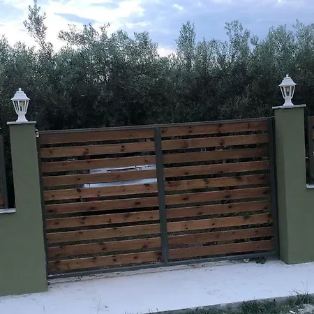 Olive 2 Ferienhaus *