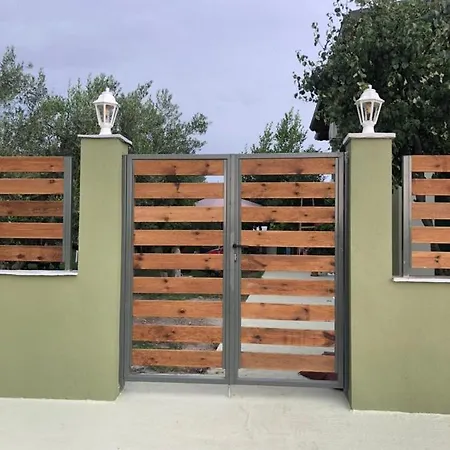 度假居 Olive 2 雅伊奥斯马马斯